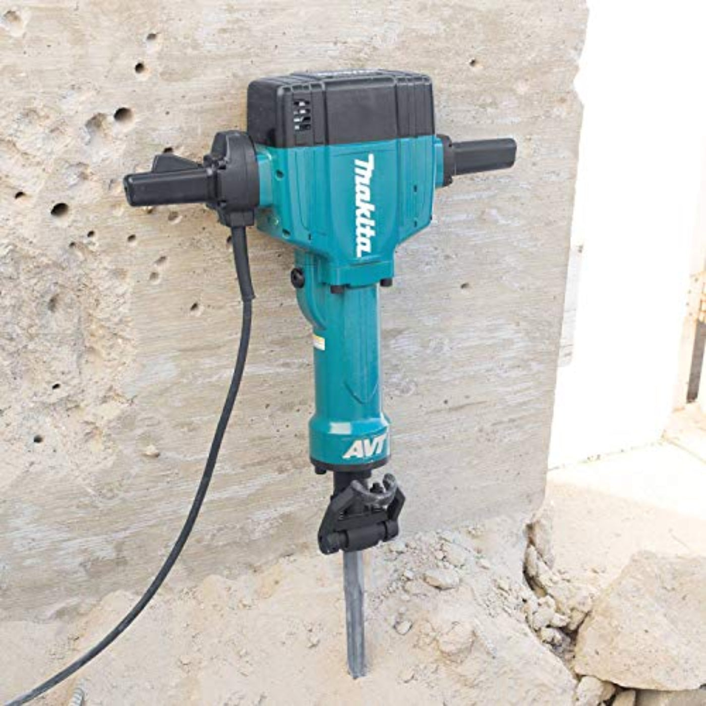 Makita HM1810X3 70 Lb. Breaker Hammer