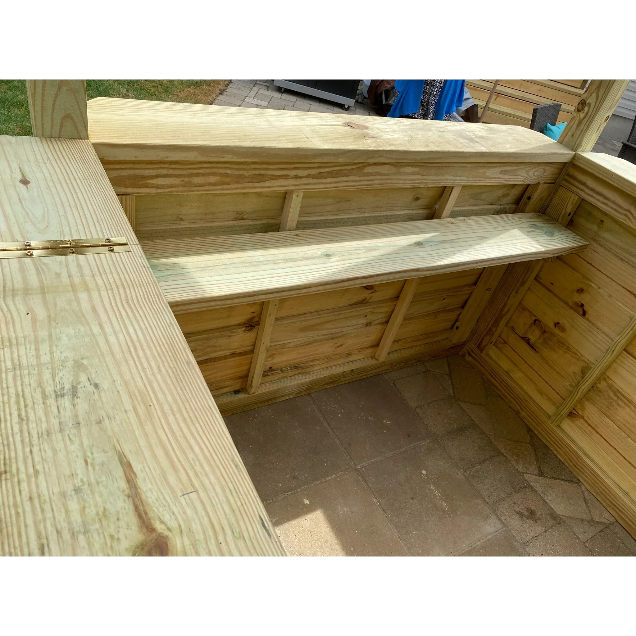 Taverns To Go 6' x 4' Backyard Bar