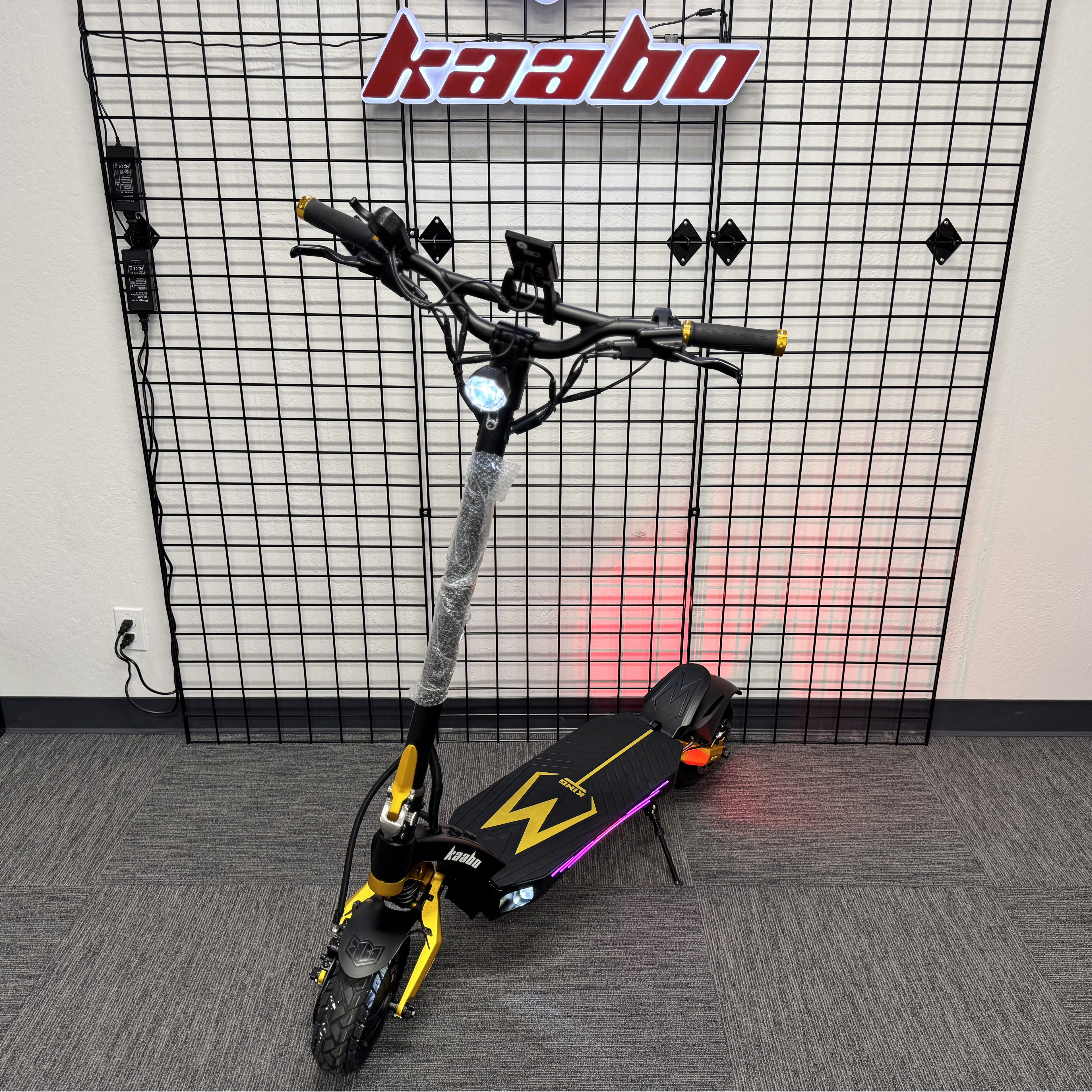 KAabo Mantis King GT (Certified pre-owned, less than 50 miles ) - R-KMTS-KGT0-GA