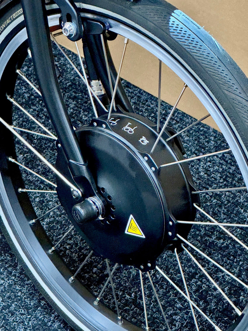 Brompton Pre-Owned P Line 4-Speed Electric Black Metallic