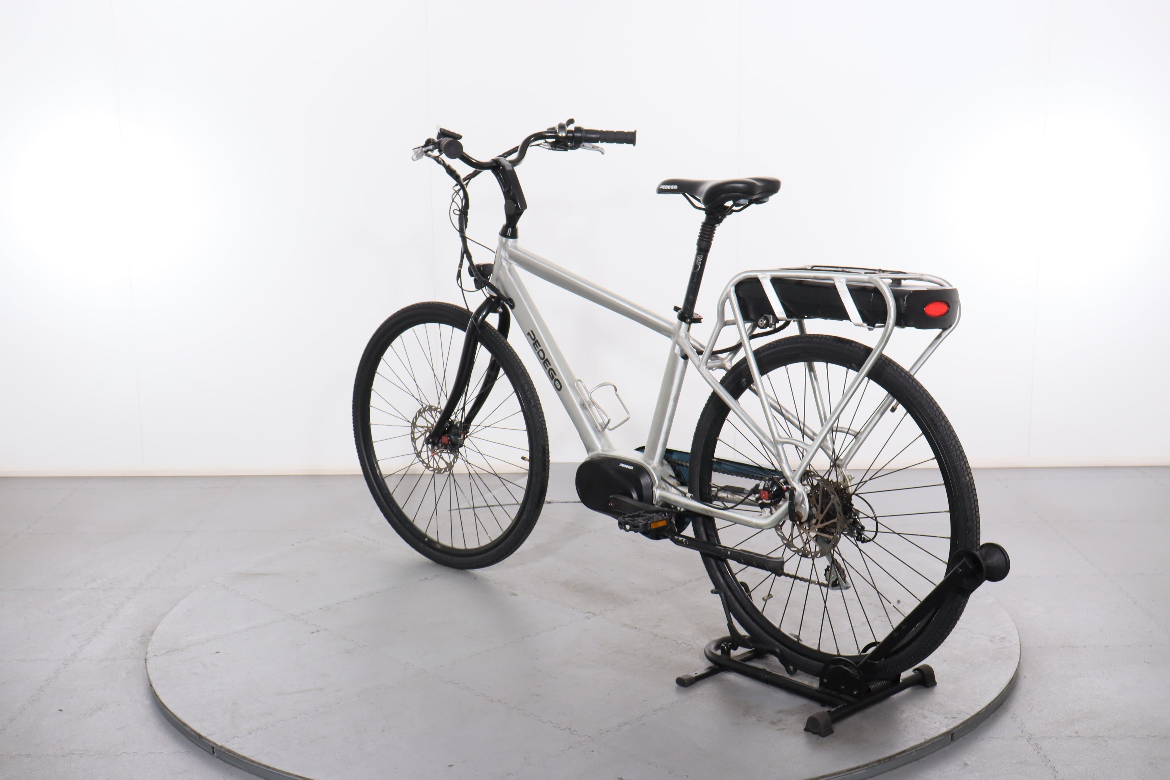 Pedego City Commuter Mid-Drive - LAX36