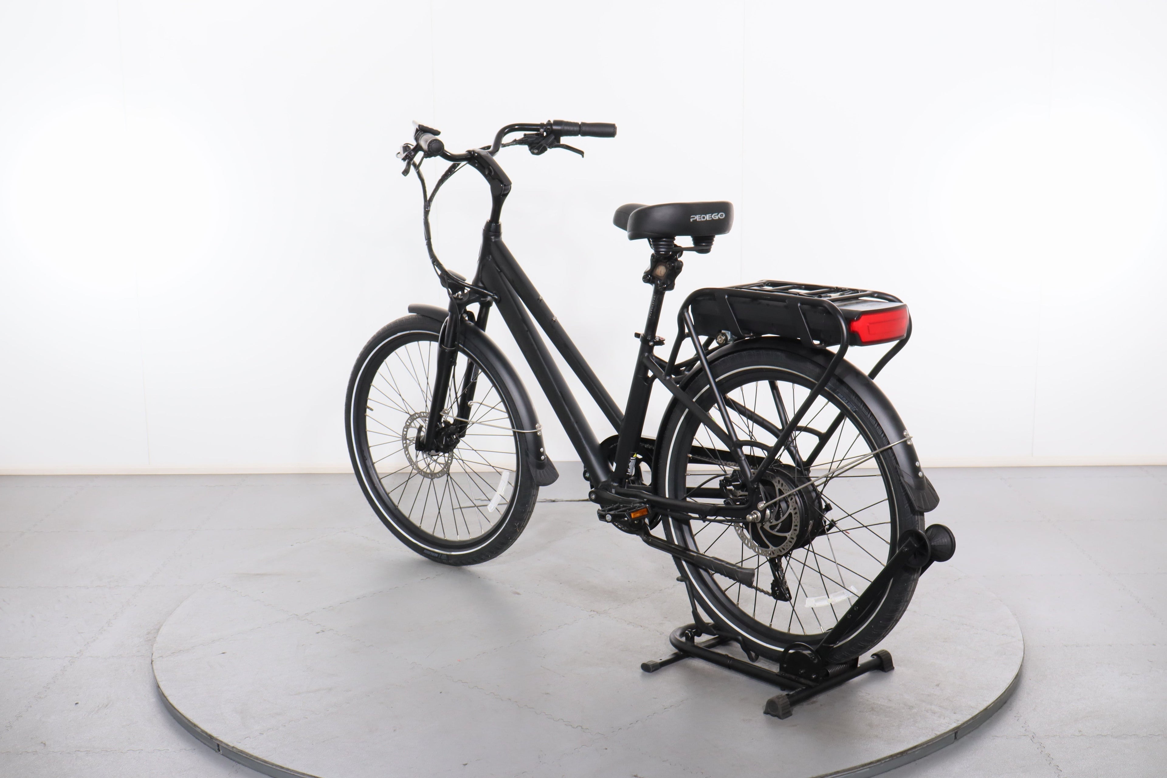 Pedego City Commuter Platinum Edition - UFN88