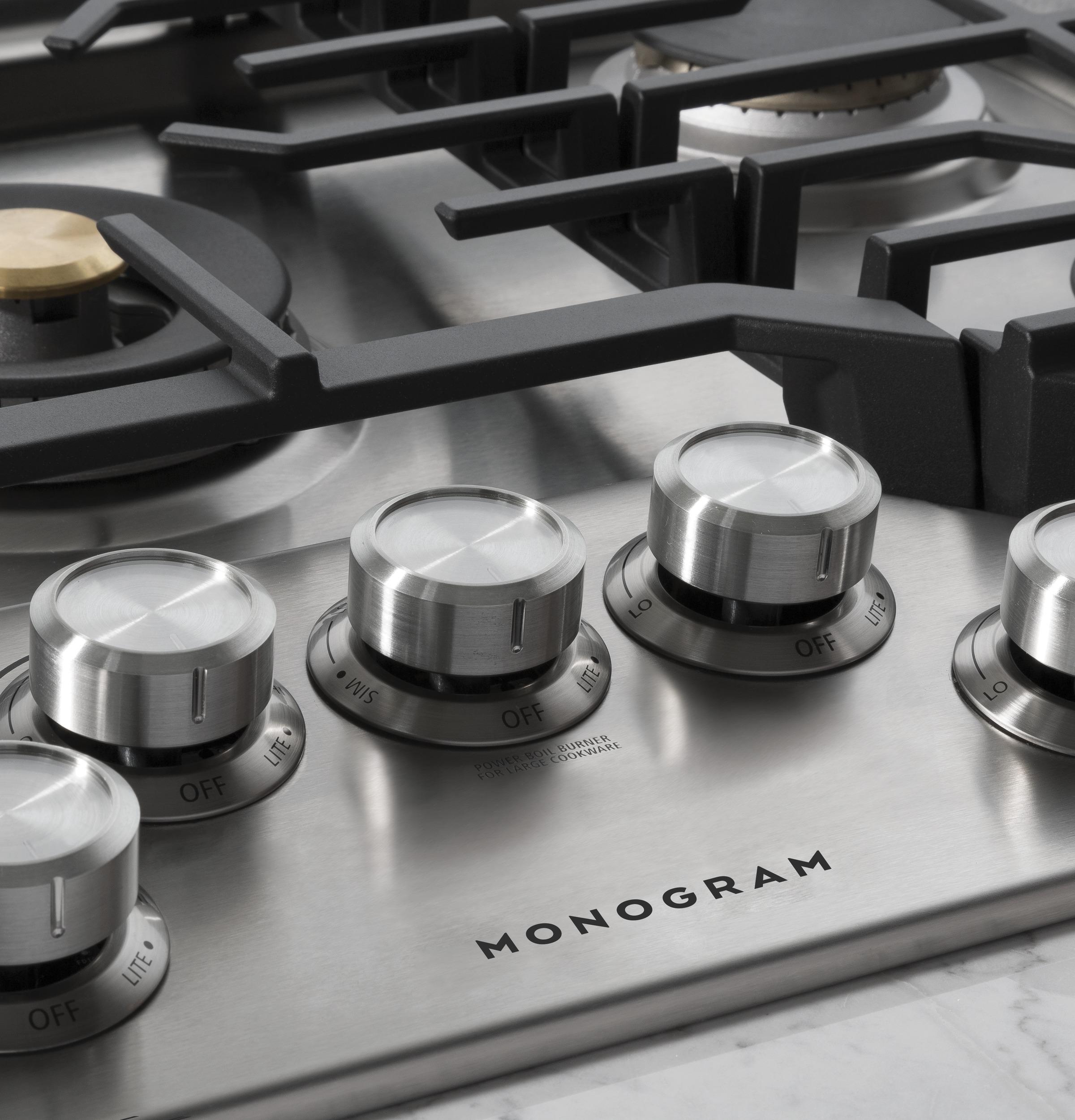 MONOGRAM Monogram 30" Deep-Recessed Gas Cooktop in Stainless Steel - ZGU30RSLSS