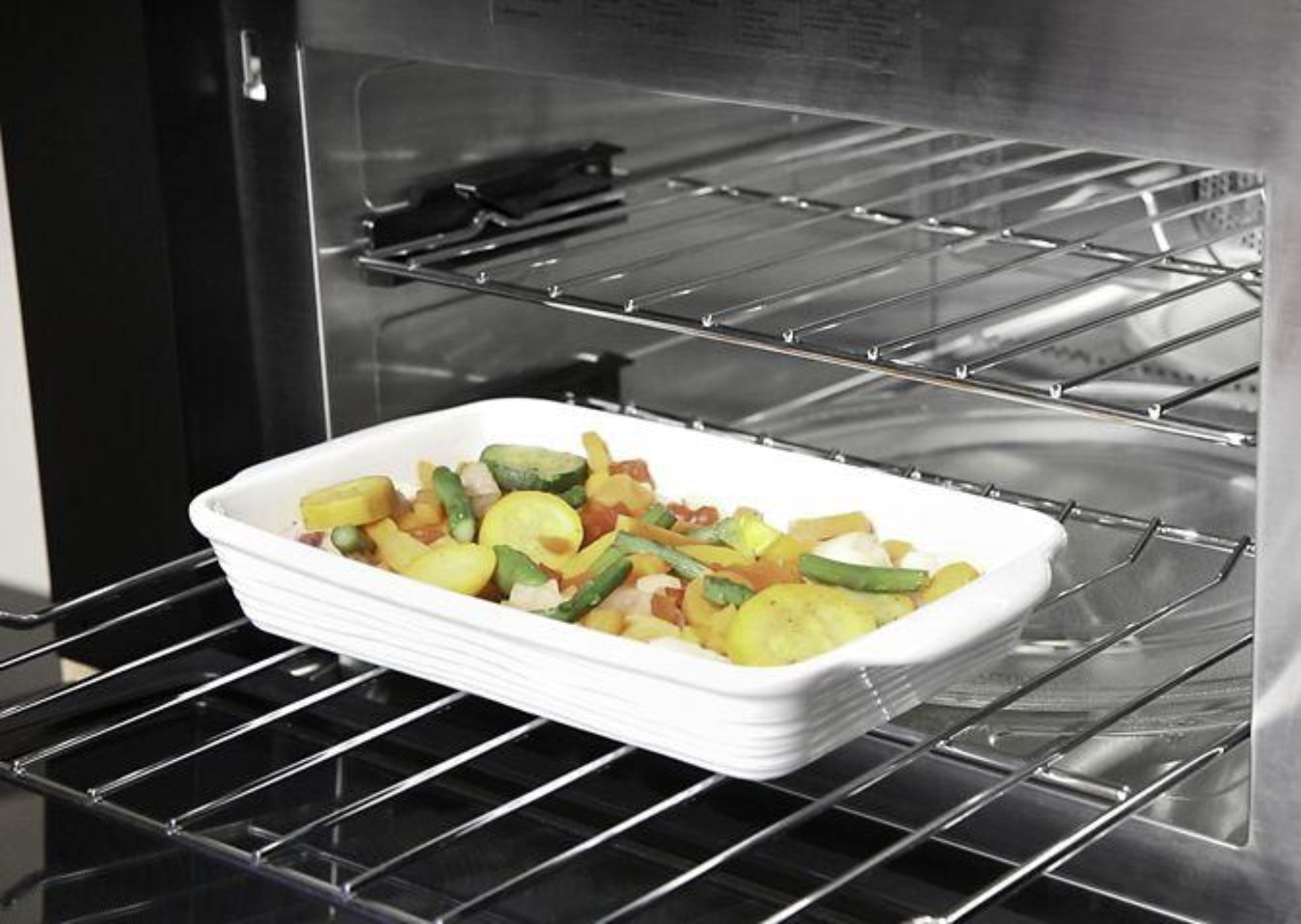 VIKING Viking Drop Down Door Convection/Speed Microwave Oven in Stainless Steel - VMDD5306SS