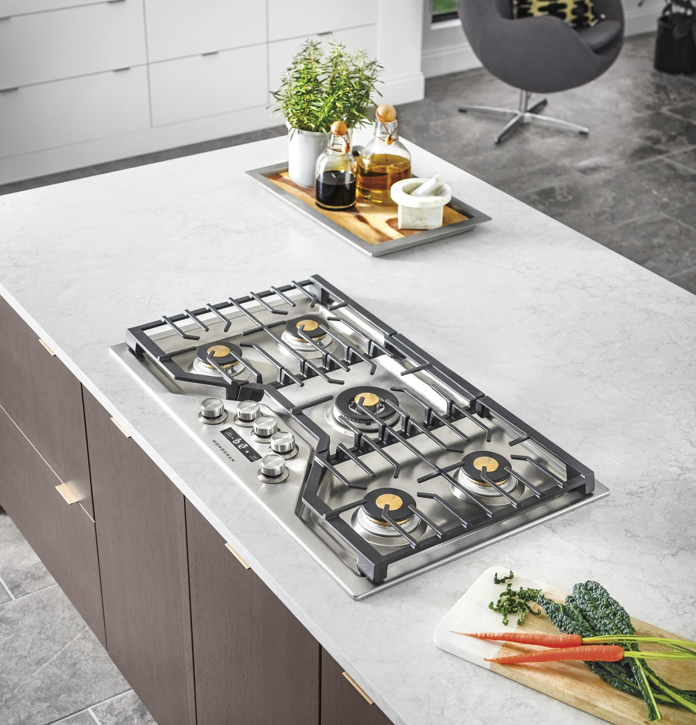 MONOGRAM Monogram 36" Deep-Recessed Gas Cooktop in Stainless Steel - ZGU36ESLSS