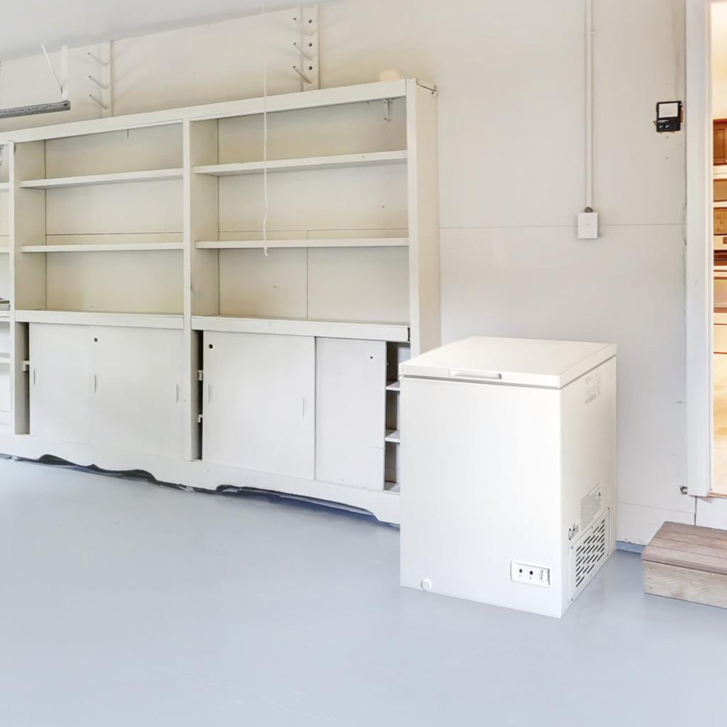 DANBY 5.0 cu. ft. Square Model Chest Freezer in White - DCF050A5WDB