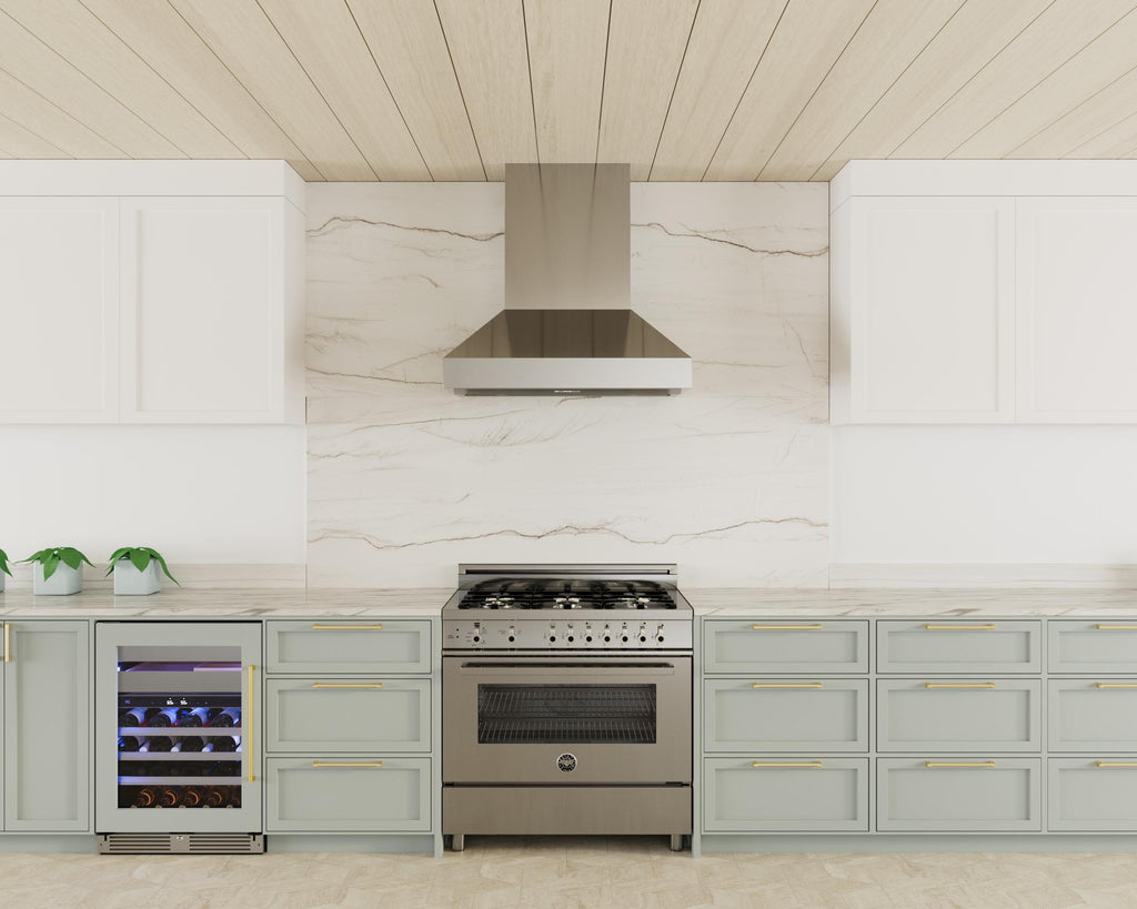 XO APPLIANCE XOVV242KSE 42in Pro Wall Chimney Hood in Stainless Steel Straight Lip 1000 CFM in Stainless Steel - XOVV242KSE