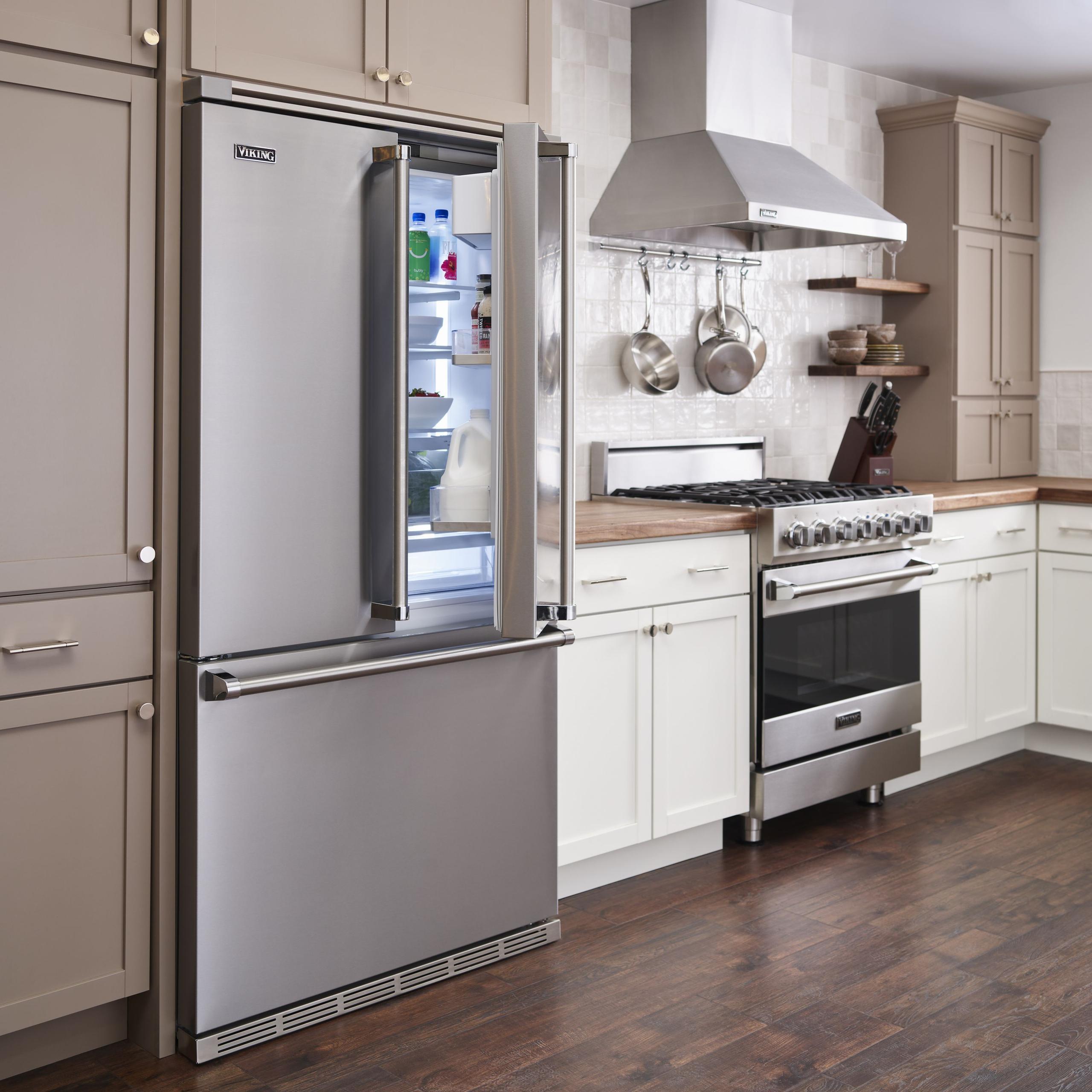 VIKING 30" Self-Cleaning Dual Fuel Range Viking 3 Series Blue - RVDR33025BNSLP