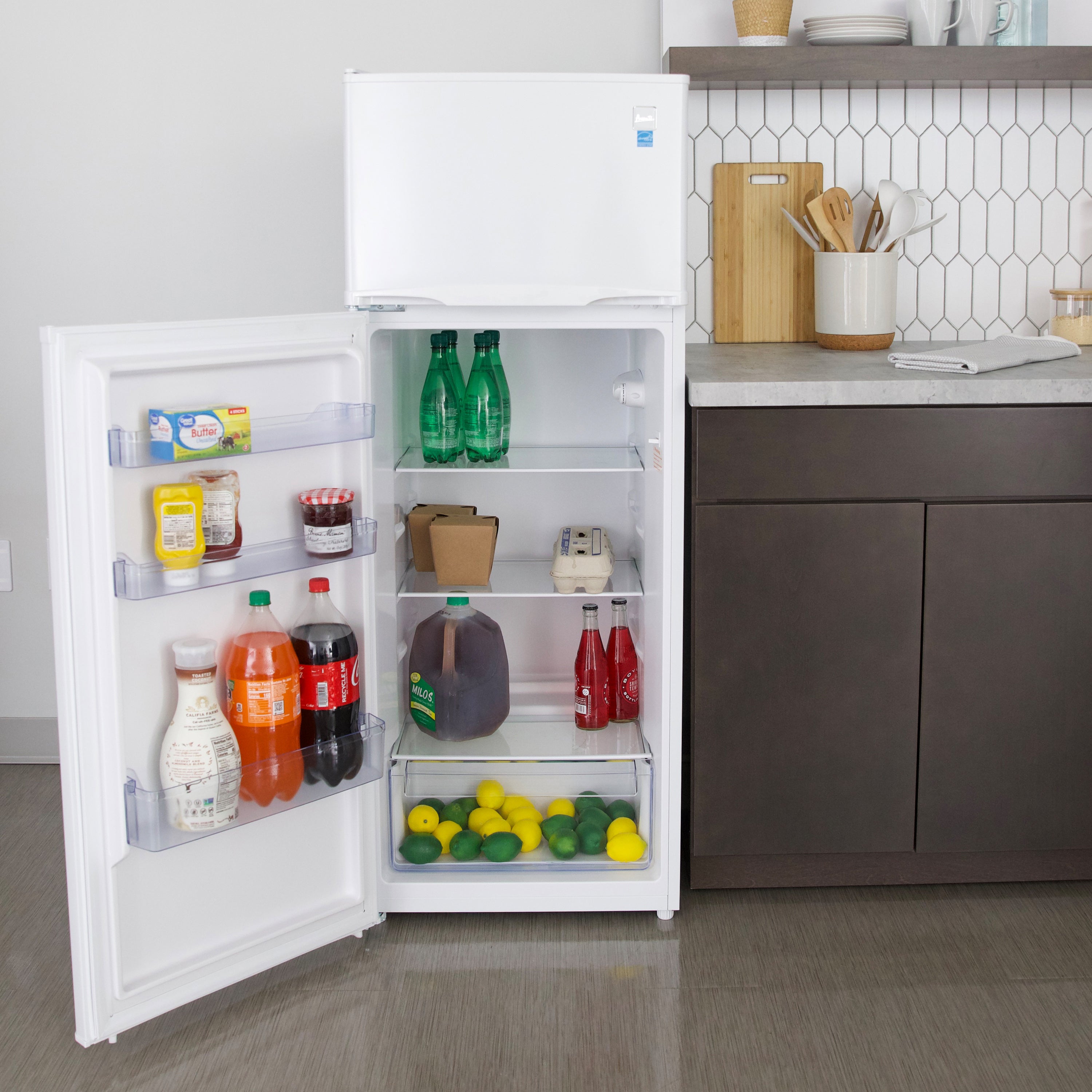 Avanti Apartment Refrigerator, 7.3 cu. ft - RA730B0W