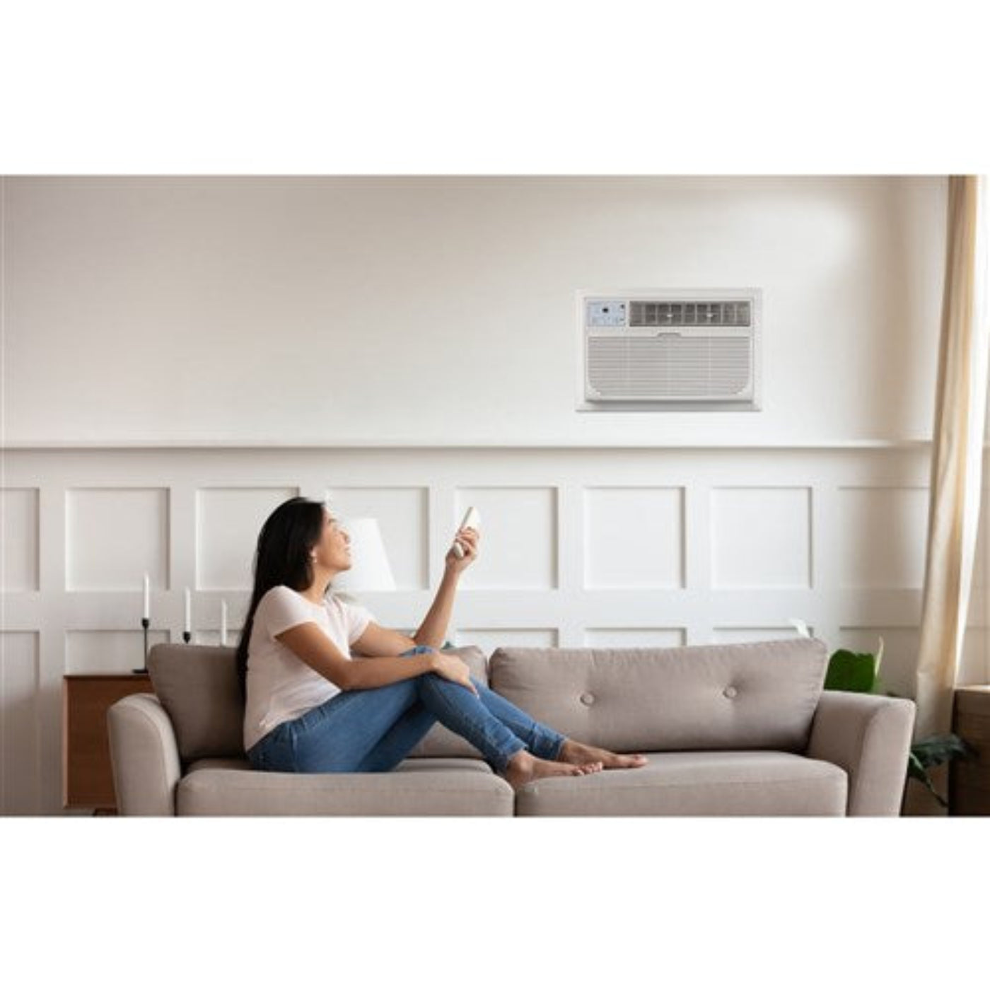 Keystone - 12, 000 BTU Through the Wall Heat/Cool, R32  -  KSTAT12-2HD