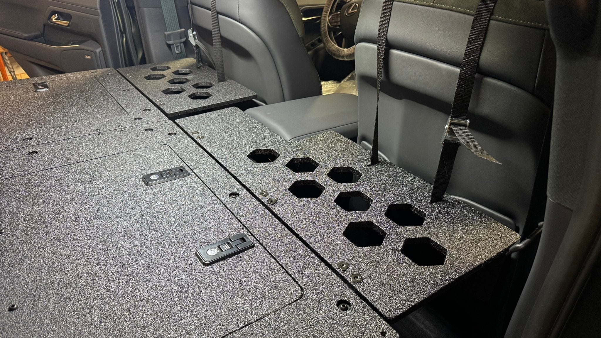 GOOSE GEAR Lexus - GX550 - 2024-Present - Explore Series - Seat Delete Plate System - Second Row - 10" Module Based - 1818-GGR-SH