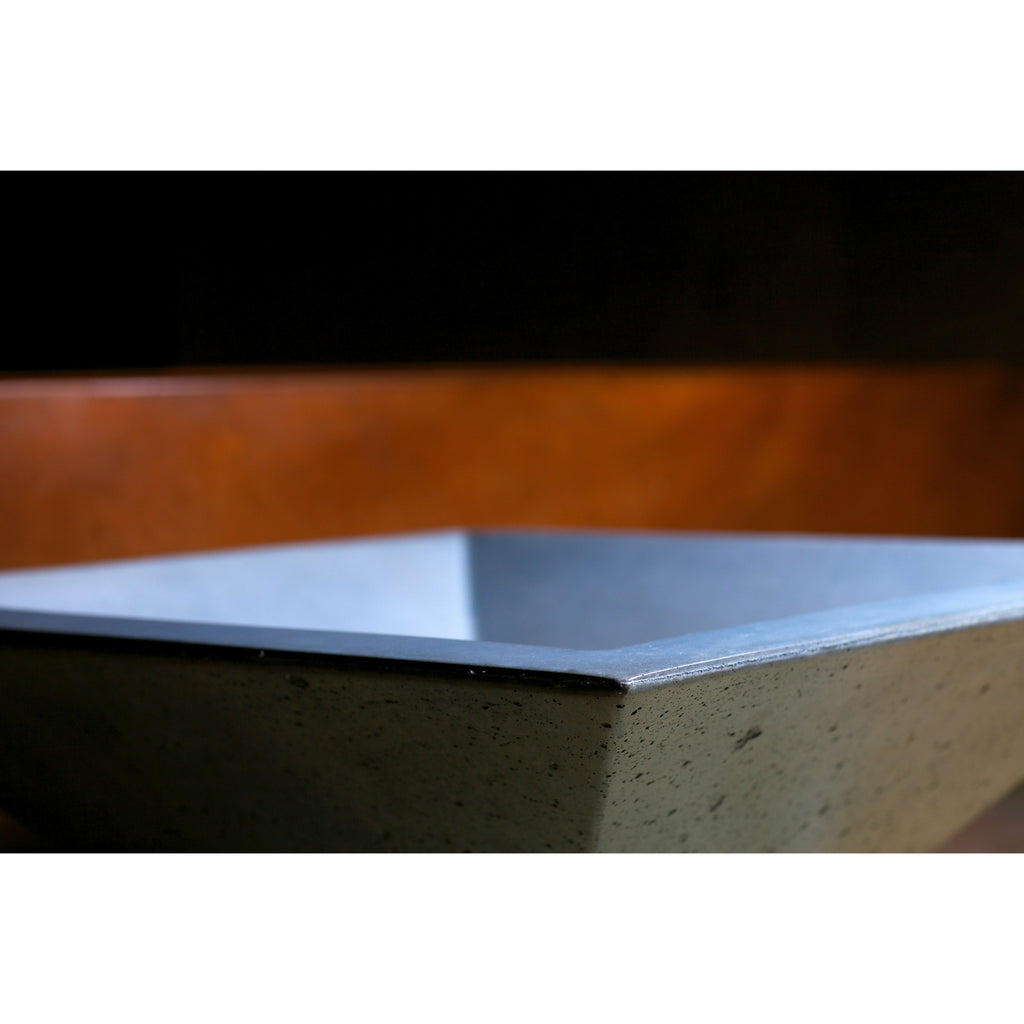 square-planter-small-corner