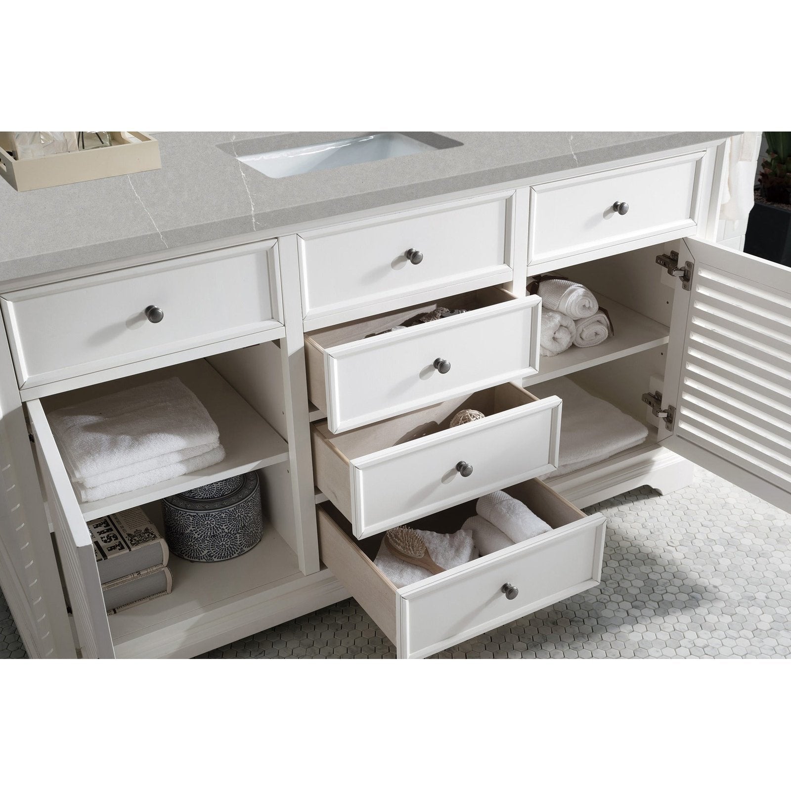 James Martin Vanities Savannah 60" Bright White Single Vanity - 238-104-V60S-BW-3AF